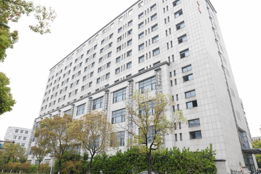 16673777735430437698.jpg 大楼正面.jpg